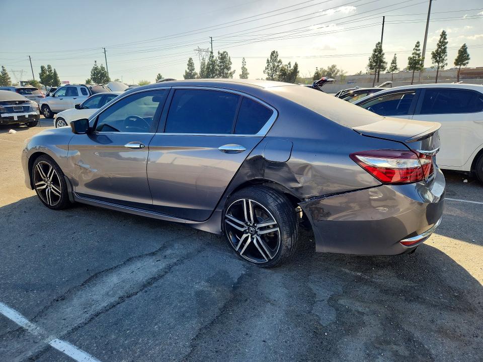 Продажа на аукционе авто 2016 Honda Accord, vin: 1HGCR2F50GA193497, номер лота: 70646456