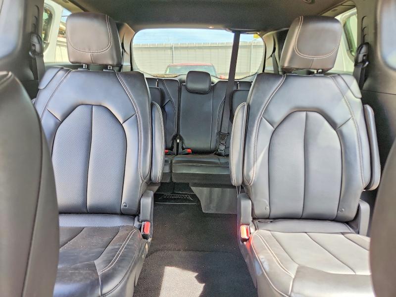 Продажа на аукционе авто 2026 Chrysler Pacifica, vin: 2C4RC1BG2TR182924, номер лота: 70002236