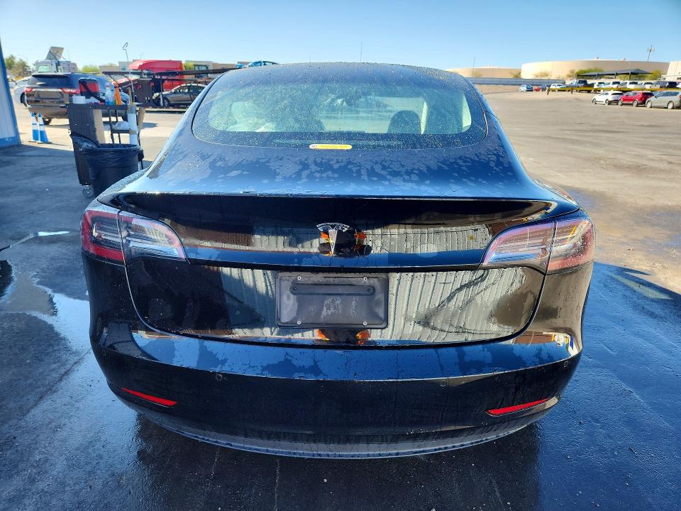 2022 Tesla Model 3 მანქანა იყიდება აუქციონზე, vin: 5YJ3E1EA3NF368767, აუქციონის ნომერი: 69828886