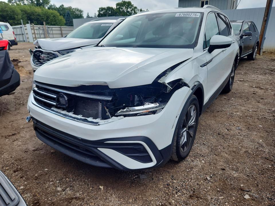 Продажа на аукционе авто 2024 Volkswagen Tiguan, vin: 3VV2B7AXXRM036667, номер лота: 67600276