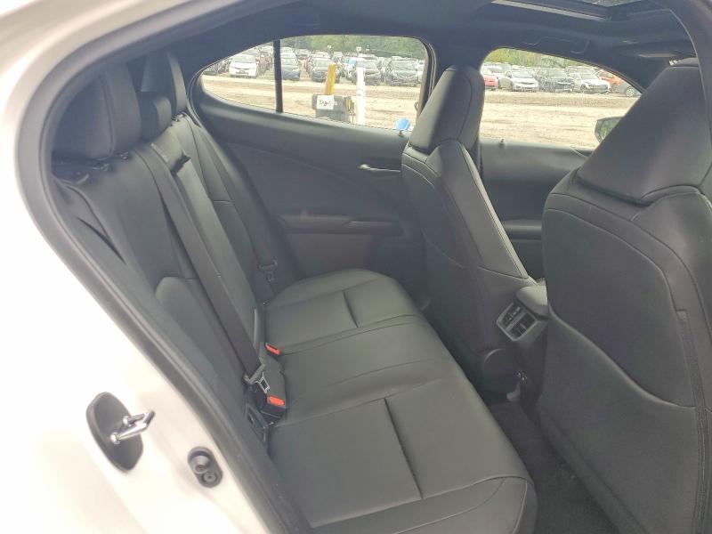 Продажа на аукционе авто 2020 Lexus Ux, vin: JTHP9JBH9L2026973, номер лота: 70045746