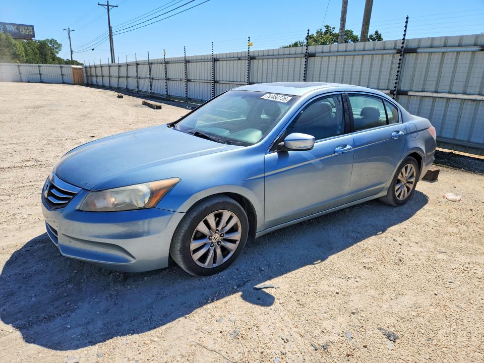 70468736 :رقم المزاد ، 1HGCP2F86BA041961 vin ، 2011 Honda Accord مزاد بيع