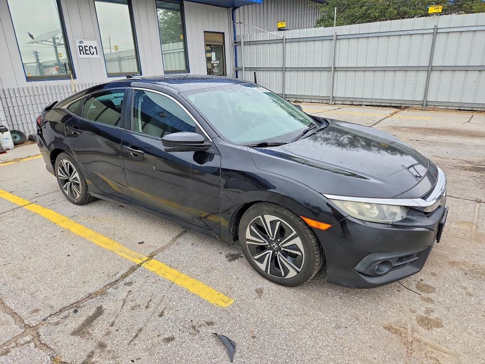 Продажа на аукционе авто 2016 Honda Civic, vin: 19XFC1F31GE004682, номер лота: 69376036