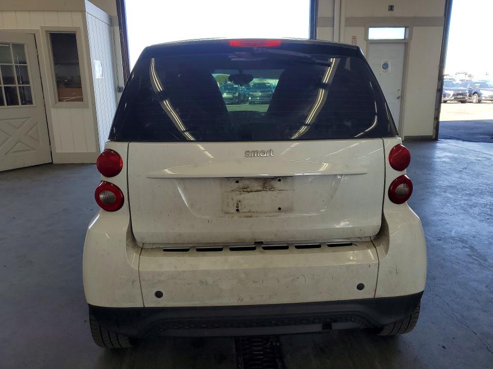 2013 Smart Fortwo მანქანა იყიდება აუქციონზე, vin: WMEEJ3BA7DK688231, აუქციონის ნომერი: 69539866