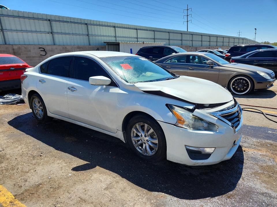 2014 Nissan Altima მანქანა იყიდება აუქციონზე, vin: 1N4AL3AP2EC412392, აუქციონის ნომერი: 65416146