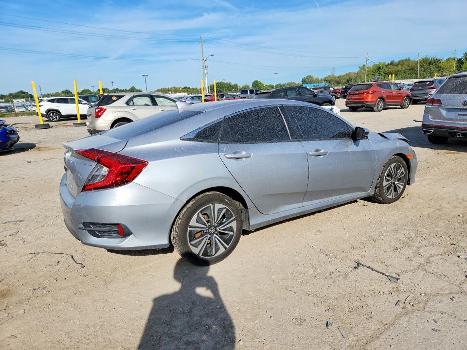 68185016 :رقم المزاد ، 19XFC1F78GE000972 vin ، 2016 Honda Civic مزاد بيع