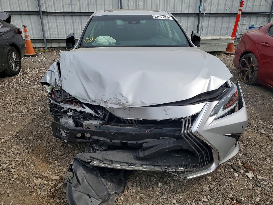 Продажа на аукционе авто 2021 Lexus Es 250, vin: 58AE11D15MU001630, номер лота: 67619356