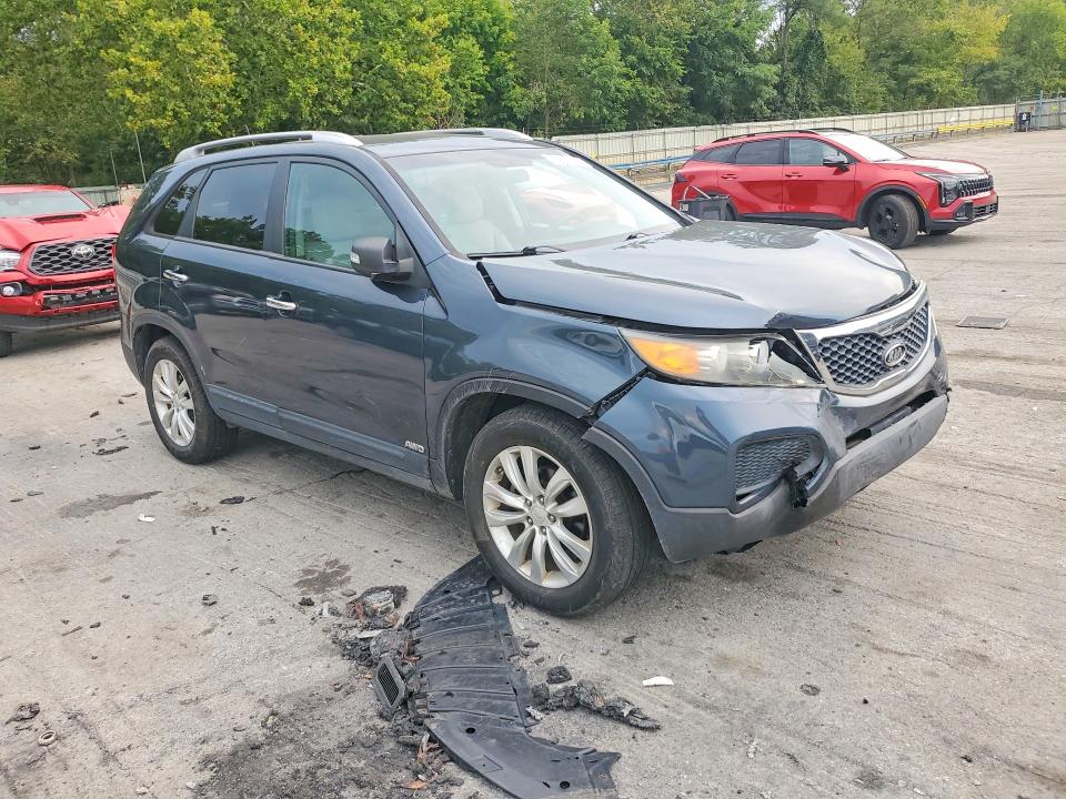 2011 Kia Sorento მანქანა იყიდება აუქციონზე, vin: 5XYKTDA27BG100214, აუქციონის ნომერი: 67891706