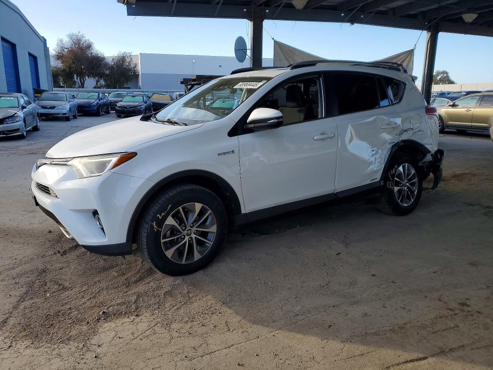 2017 Toyota Rav4 Hybrid მანქანა იყიდება აუქციონზე, vin: JTMRJREV6HD138367, აუქციონის ნომერი: 68969446