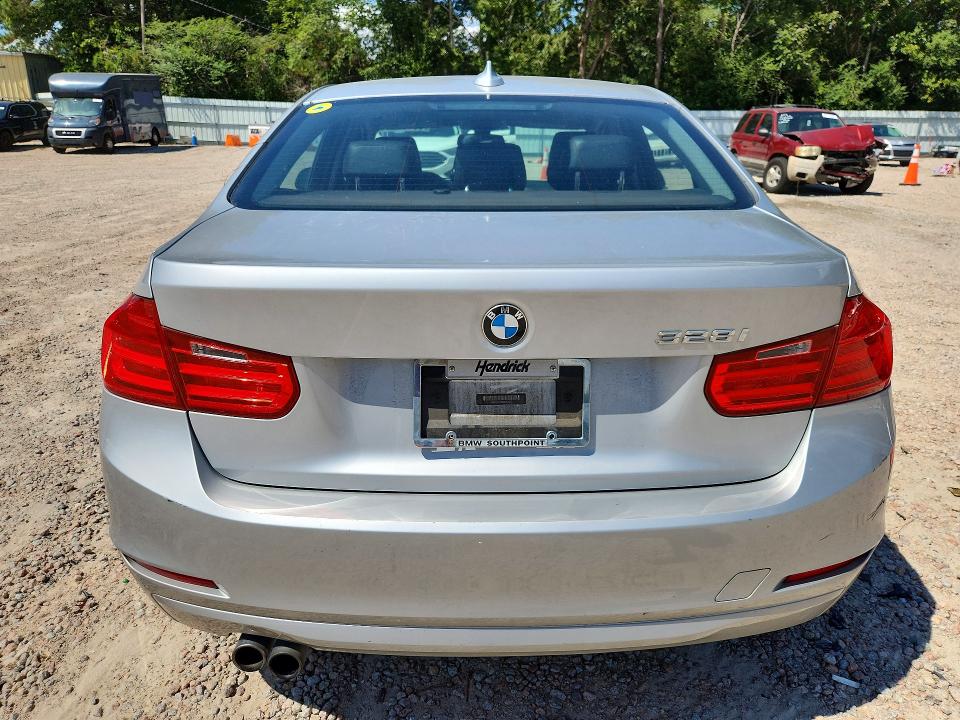 68499096 :رقم المزاد ، WBA3A5C55DF359052 vin ، 2013 Bmw 328 مزاد بيع