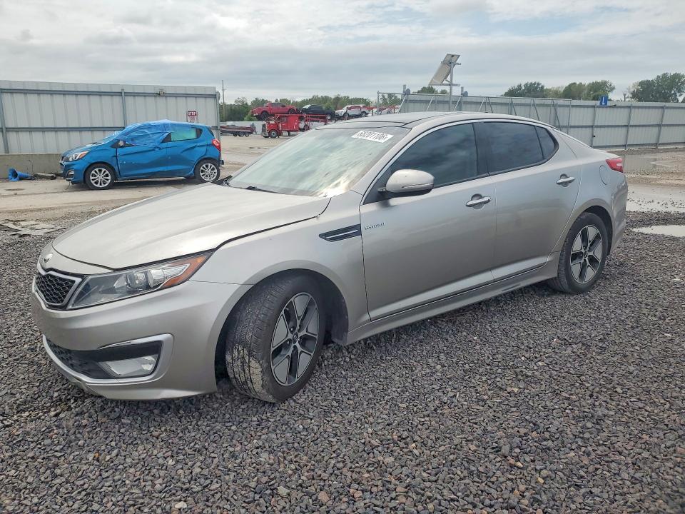 2013 Kia Optima მანქანა იყიდება აუქციონზე, vin: KNAGM4AD1D5037866, აუქციონის ნომერი: 68201106