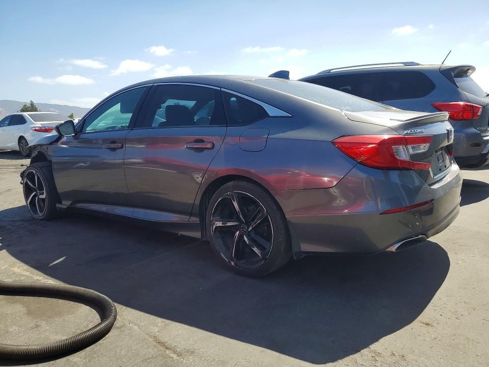 69435366 :رقم المزاد ، 1HGCV1F32JA228228 vin ، 2018 Honda Accord مزاد بيع