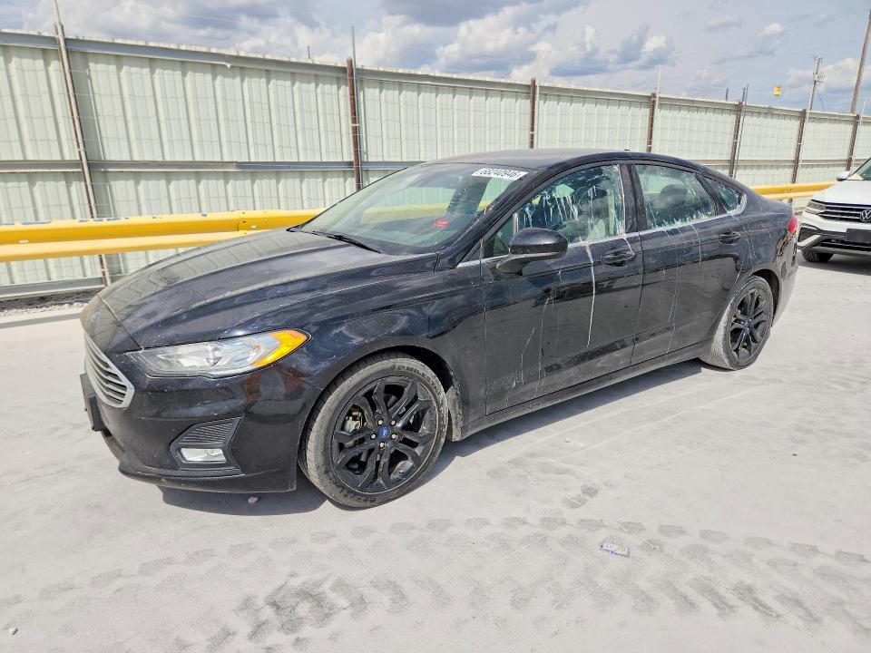 68240946 :رقم المزاد ، 3FA6P0HDXKR231686 vin ، 2019 Ford Fusion مزاد بيع