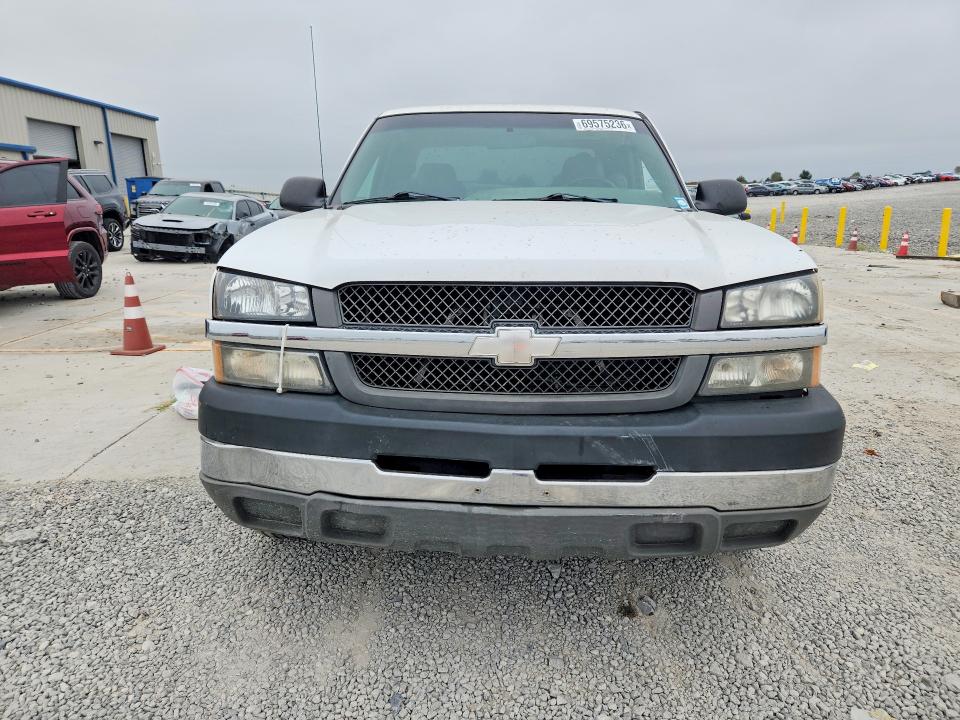 69575236 :رقم المزاد ، 1GCHC29U73E218505 vin ، 2003 Chevrolet Silverado مزاد بيع