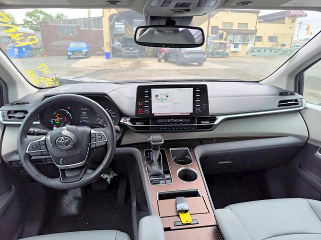 Продаж на аукціоні авто 2024 Toyota Sienna, vin: 5TDYRKEC2RS203599, номер лоту: 70293536