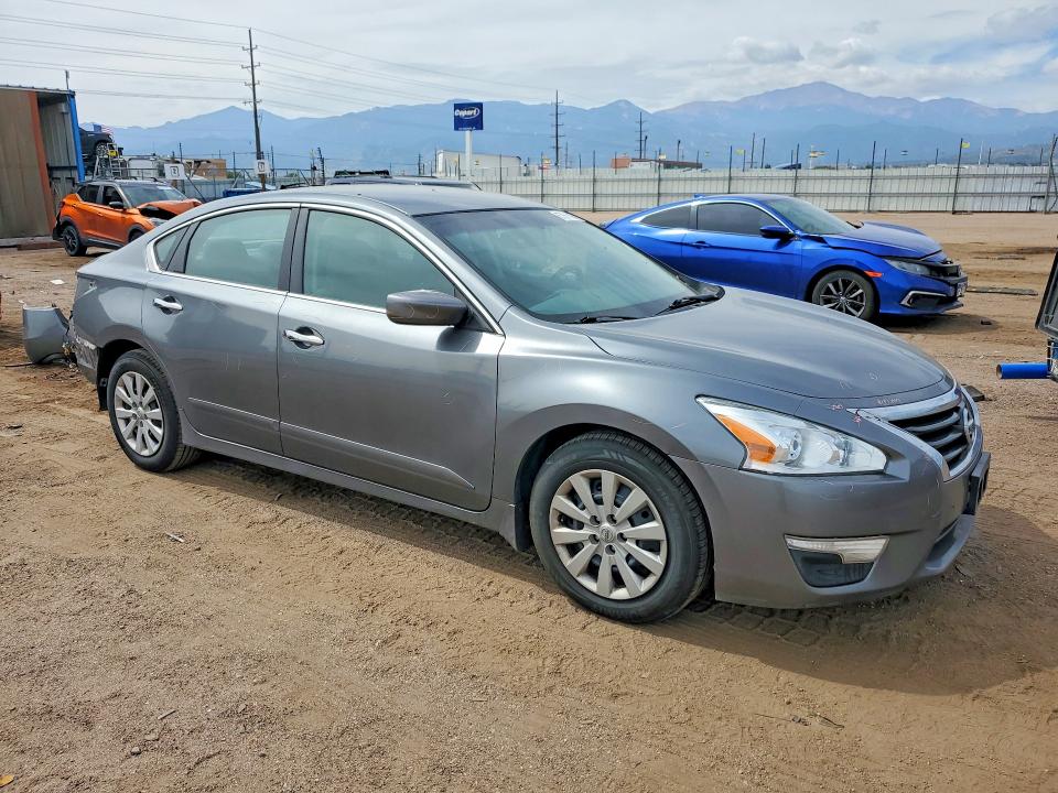 2015 Nissan Altima მანქანა იყიდება აუქციონზე, vin: 1N4AL3AP2FC124566, აუქციონის ნომერი: 67881806