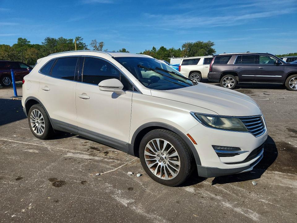 Продажа на аукционе авто 2017 Lincoln Mkc, vin: 5LMCJ3C92HUL27597, номер лота: 70874686