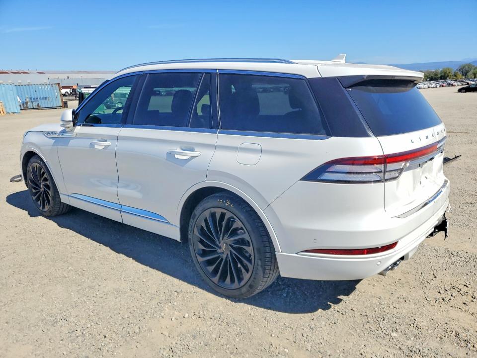 70467856 :رقم المزاد ، 5LM5J7XCXNGL03211 vin ، 2022 Lincoln Aviator مزاد بيع
