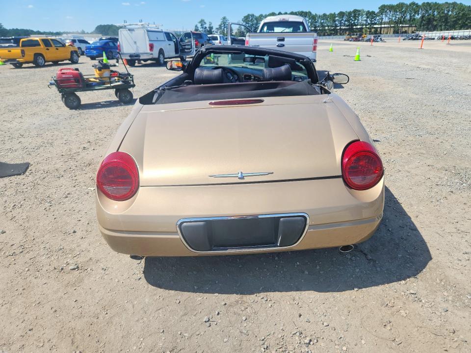 68921986 :رقم المزاد ، 1FAHP60A15Y106787 vin ، 2005 Ford Thunderbird مزاد بيع