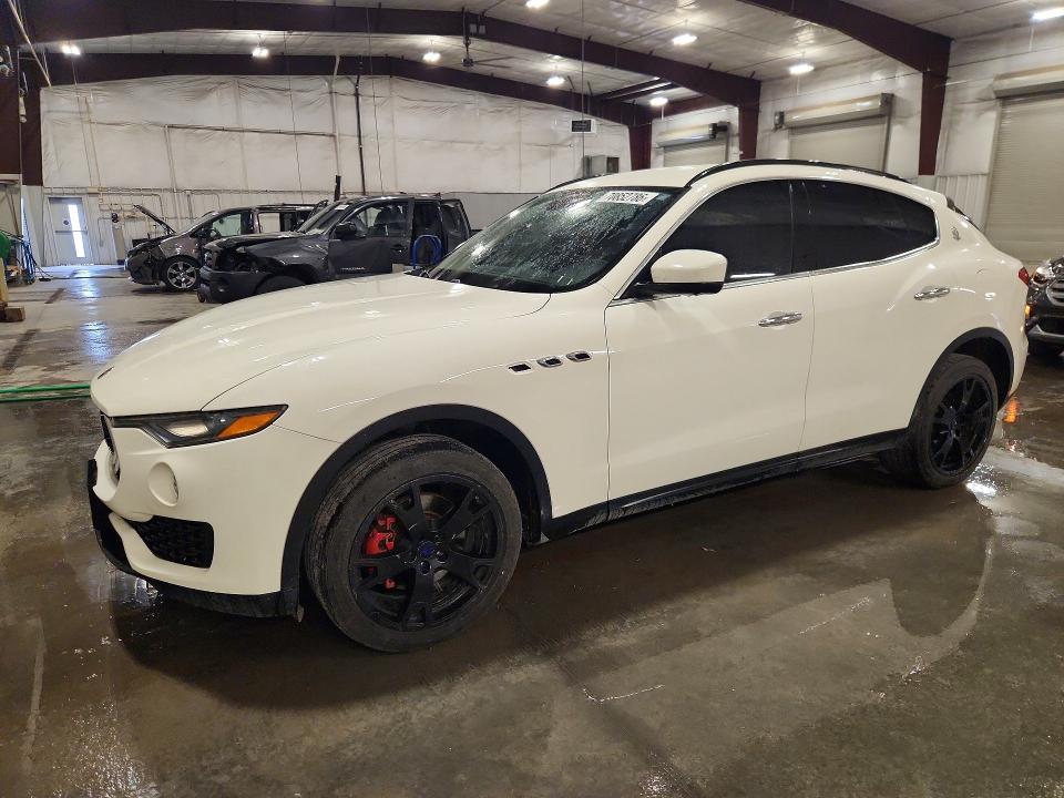Продажа на аукционе авто 2017 Maserati Levante, vin: ZN661XUA4HX233268, номер лота: 70852786