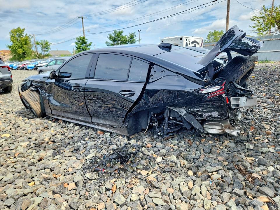 2026 Cadillac Ct5-v მანქანა იყიდება აუქციონზე, vin: 1G6DV5RW7T0112602, აუქციონის ნომერი: 67085156