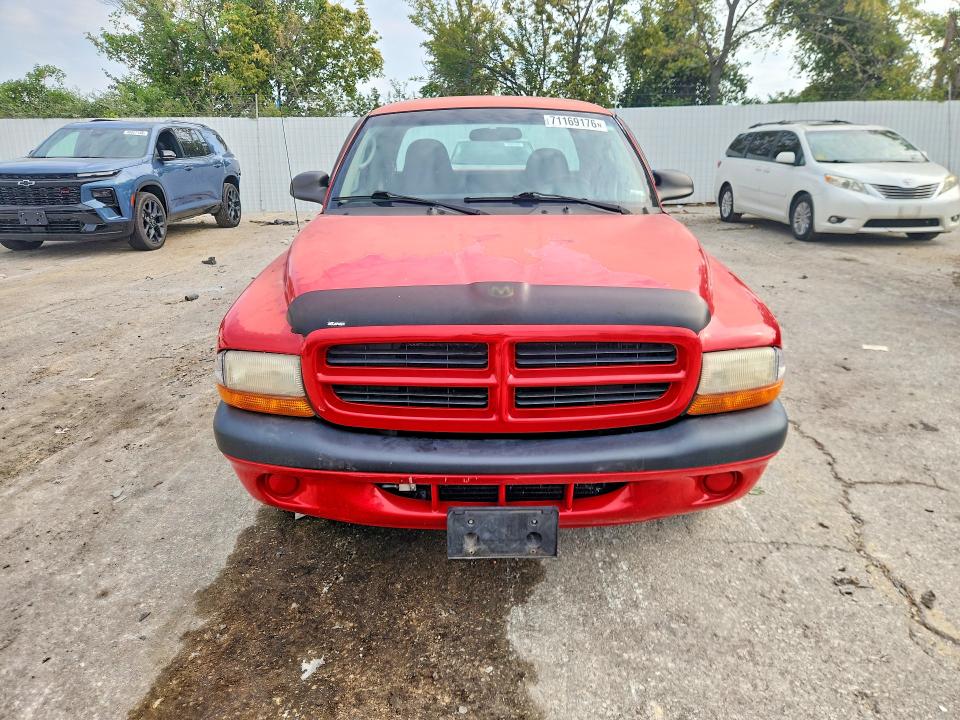 71169176 :رقم المزاد ، 1B7GL22N91S143139 vin ، 2001 Dodge Dakota مزاد بيع
