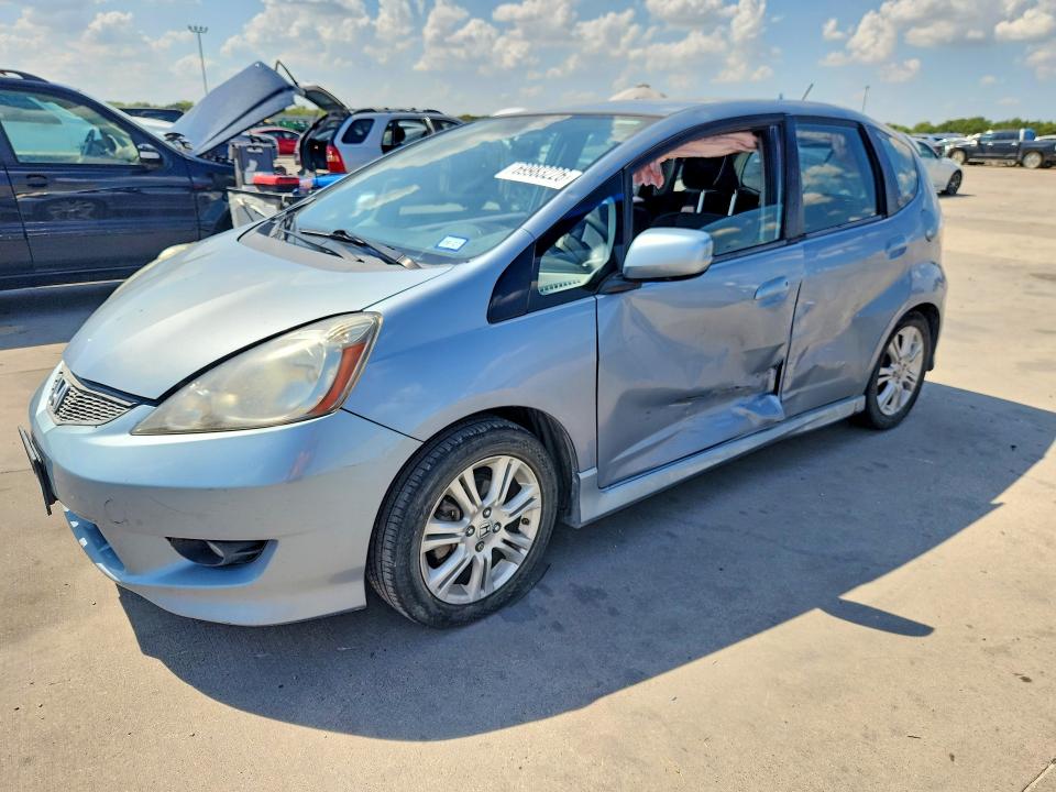 Auction sale of the 2011 Honda Fit, vin: JHMGE8G56BC019653, lot number: 69983226
