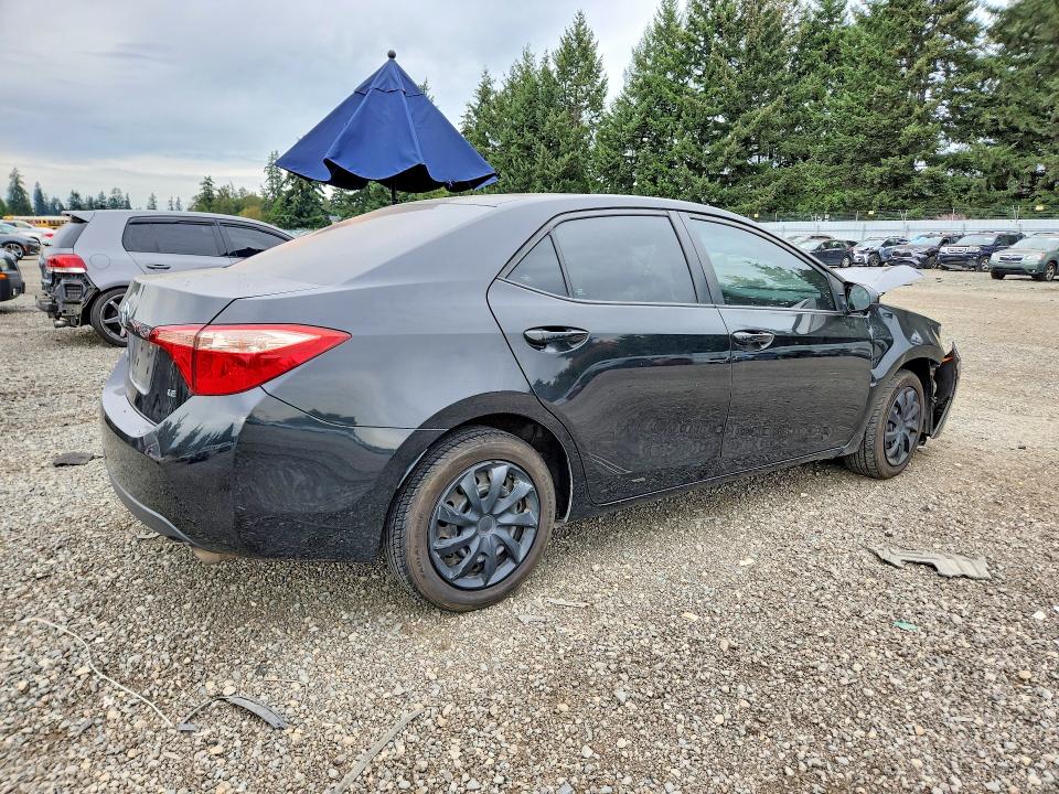 Aukcja sprzedaży 2018 Toyota Corolla, vin: 5YFBURHE0JP815212, numer aukcji: 69422426