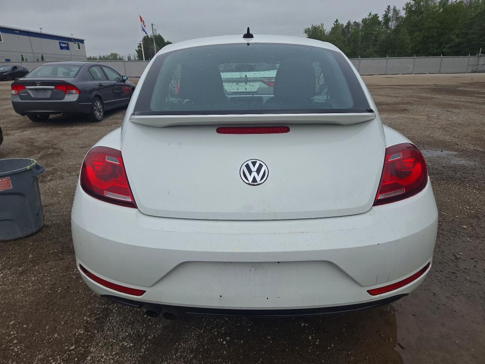 Продажа на аукционе авто 2017 Volkswagen Beetle, vin: 3VWJ17AT9HM615977, номер лота: 67474046