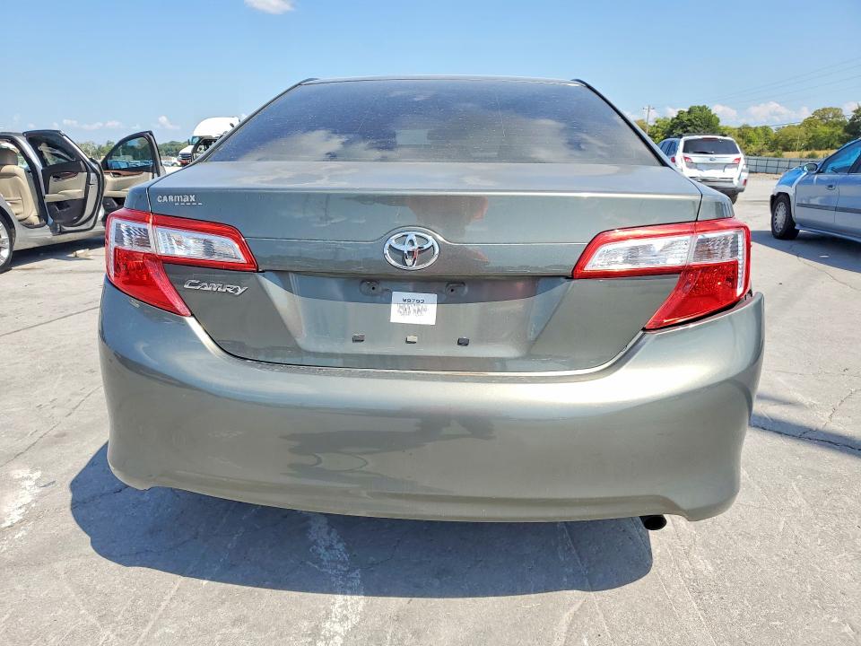 67443216 :رقم المزاد ، 4T1BF1FKXCU636701 vin ، 2012 Toyota Camry مزاد بيع