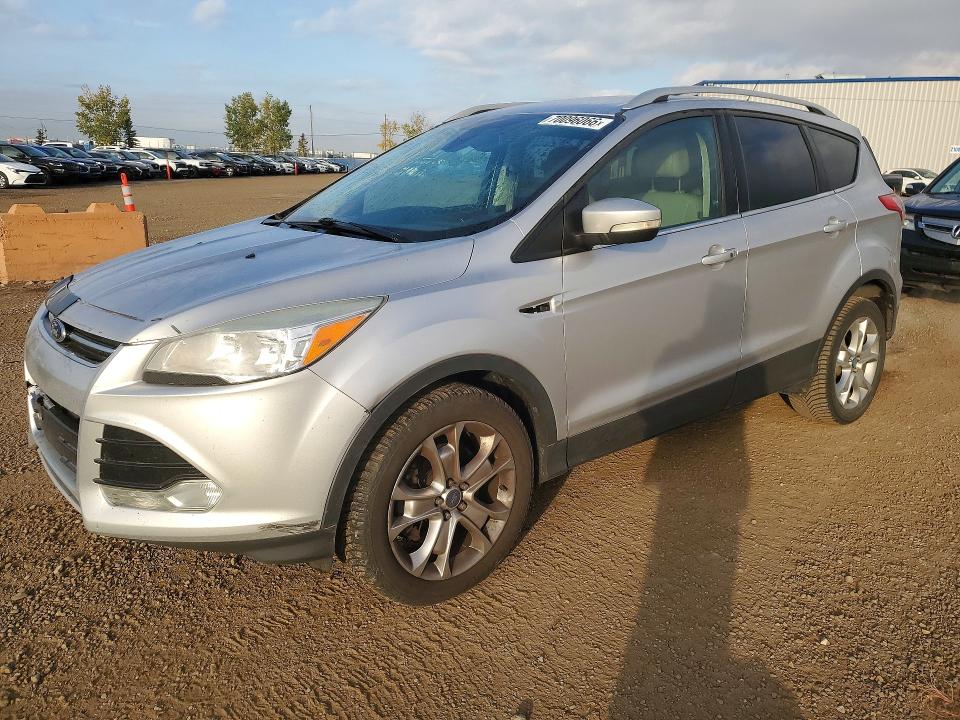 2014 Ford Escape მანქანა იყიდება აუქციონზე, vin: 1FMCU9J99EUA64620, აუქციონის ნომერი: 70096066