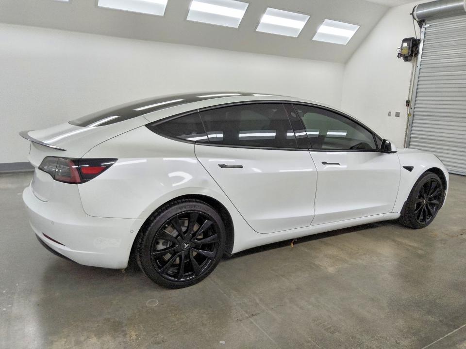 Продажа на аукционе авто 2018 Tesla Model 3, vin: 5YJ3E1EA6JF169755, номер лота: 69059926