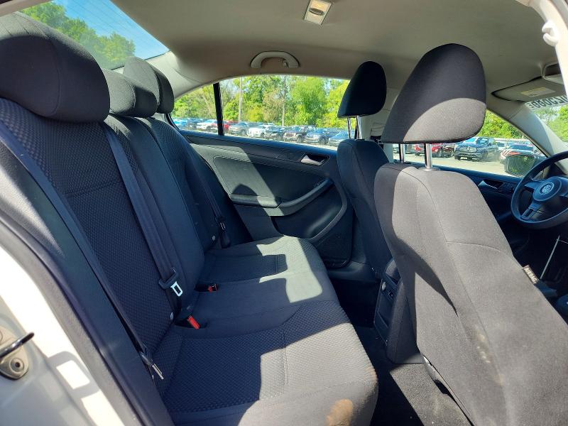 69025686 :رقم المزاد ، 3VW2K7AJ1EM207419 vin ، 2014 Volkswagen Jetta مزاد بيع