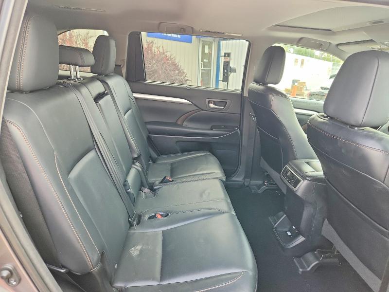 67913016 :رقم المزاد ، 5TDJKRFH1FS152360 vin ، 2015 Toyota Highlander مزاد بيع