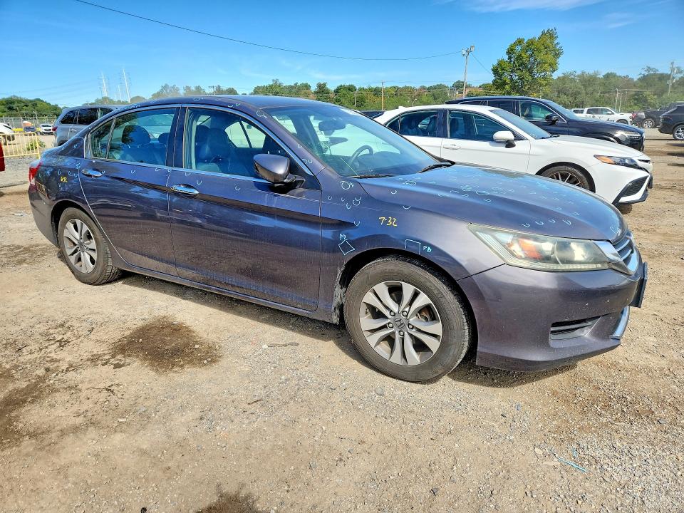 Продажа на аукционе авто 2015 Honda Accord, vin: 1HGCR2F33FA084402, номер лота: 70500286