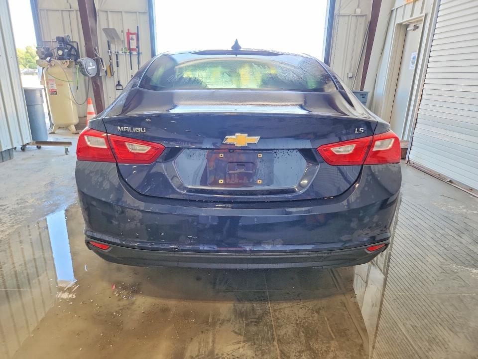 Продажа на аукционе авто 2016 Chevrolet Malibu, vin: 1G1ZC5ST4GF217344, номер лота: 71003096
