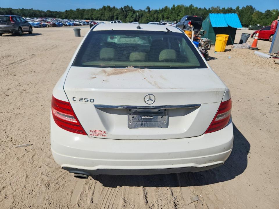 2013 Mercedes-benz C მანქანა იყიდება აუქციონზე, vin: WDDGF4HB3DR293829, აუქციონის ნომერი: 69823946