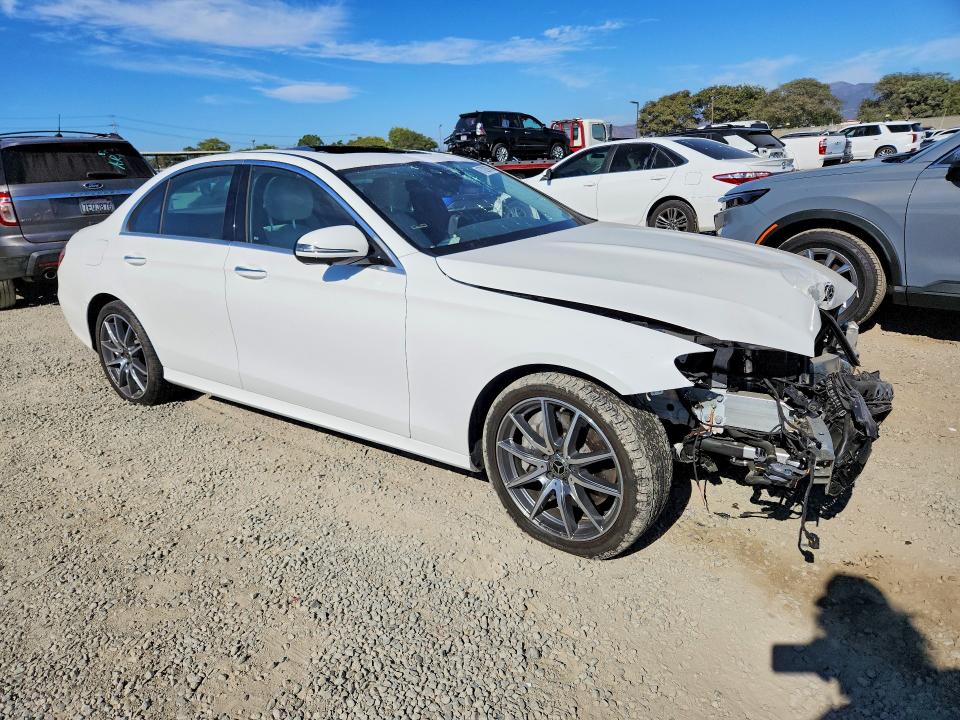 Продажа на аукционе авто 2023 Mercedes-benz E, vin: W1KZF8DBXPB179412, номер лота: 67820976