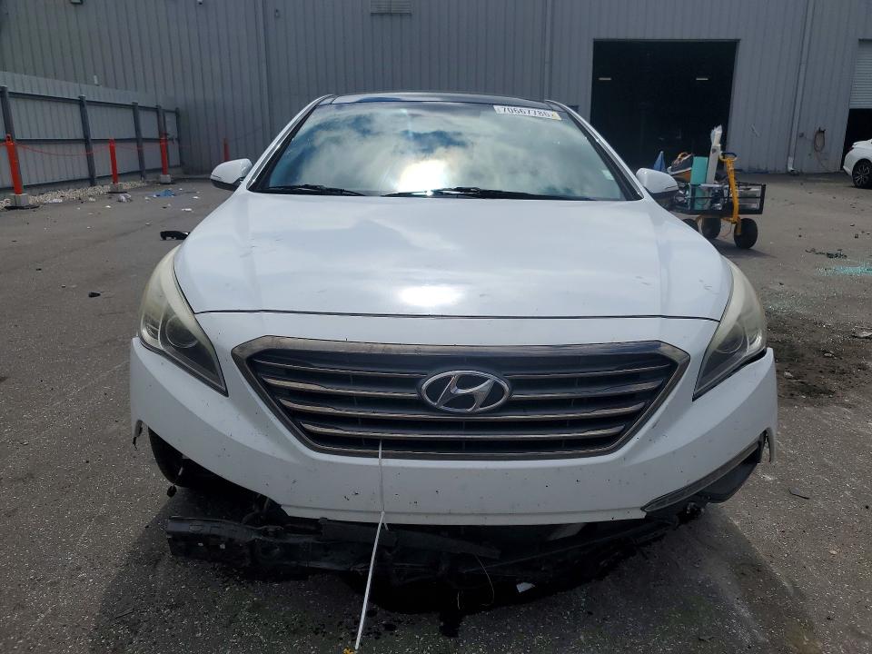 70667786 :رقم المزاد ، 5NPE34AF7FH233991 vin ، 2015 Hyundai Sonata مزاد بيع