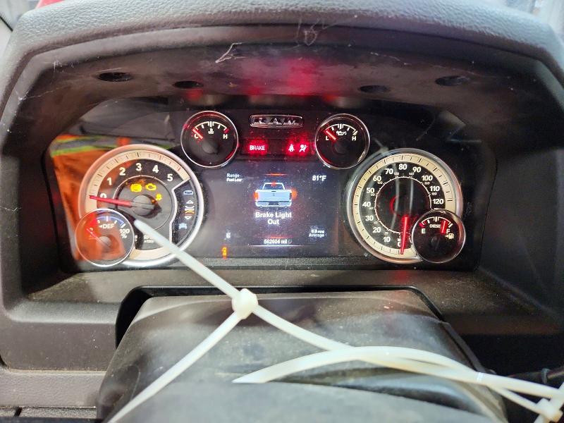 70117366 :رقم المزاد ، 3C6UR5DL1JG415082 vin ، 2018 Ram 2500 مزاد بيع