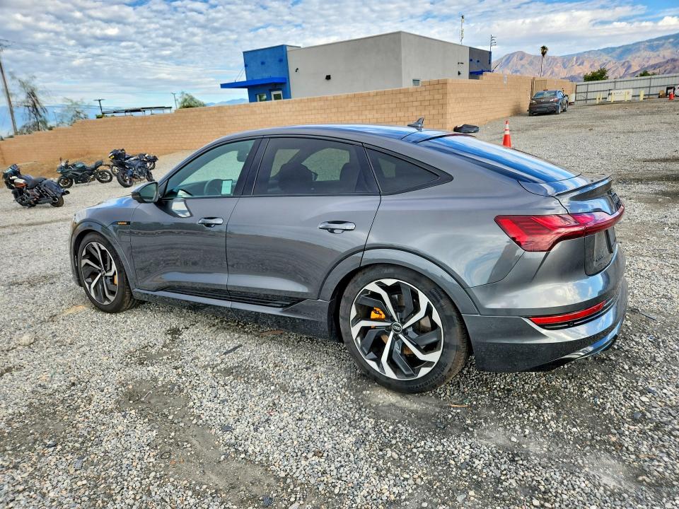 67925206 :رقم المزاد ، WA12ABGE7PB025389 vin ، 2023 Audi E-tron مزاد بيع