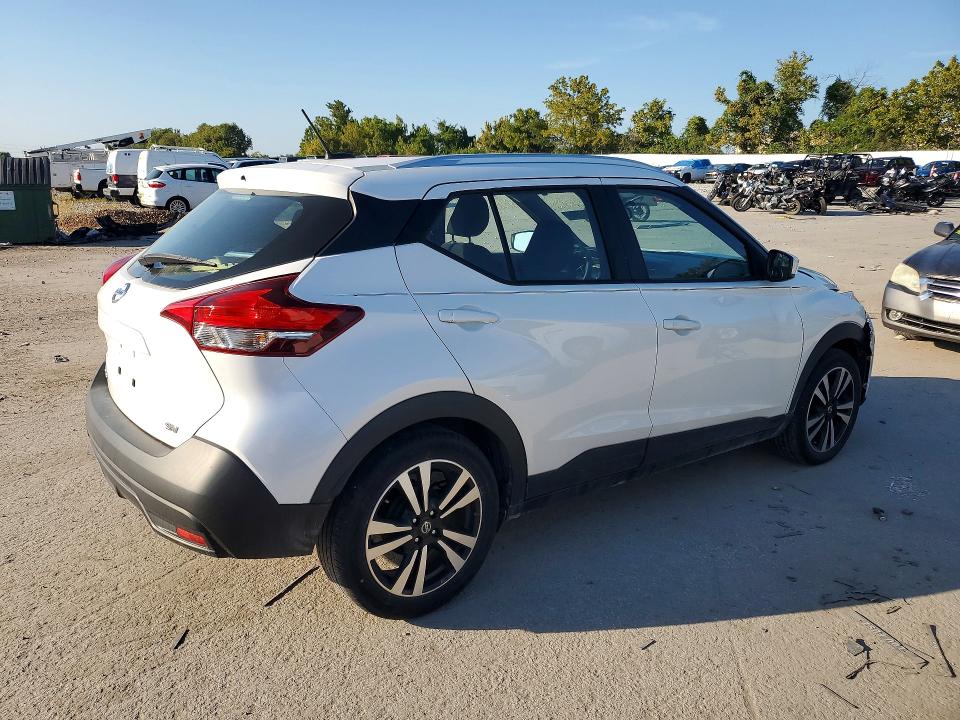 2019 Nissan Kicks მანქანა იყიდება აუქციონზე, vin: 3N1CP5CU6KL565530, აუქციონის ნომერი: 68350836