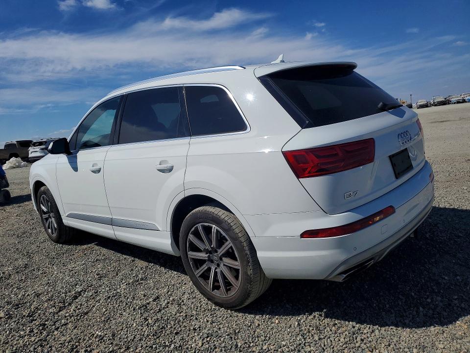 Продажа на аукционе авто 2017 Audi Q7, vin: WA1LHAF73HD055492, номер лота: 66820566