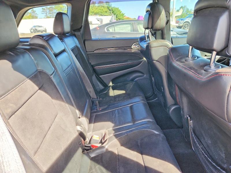 67640226 :رقم المزاد ، 1C4RJFLG8JC199766 vin ، 2018 Jeep Grand Cherokee مزاد بيع