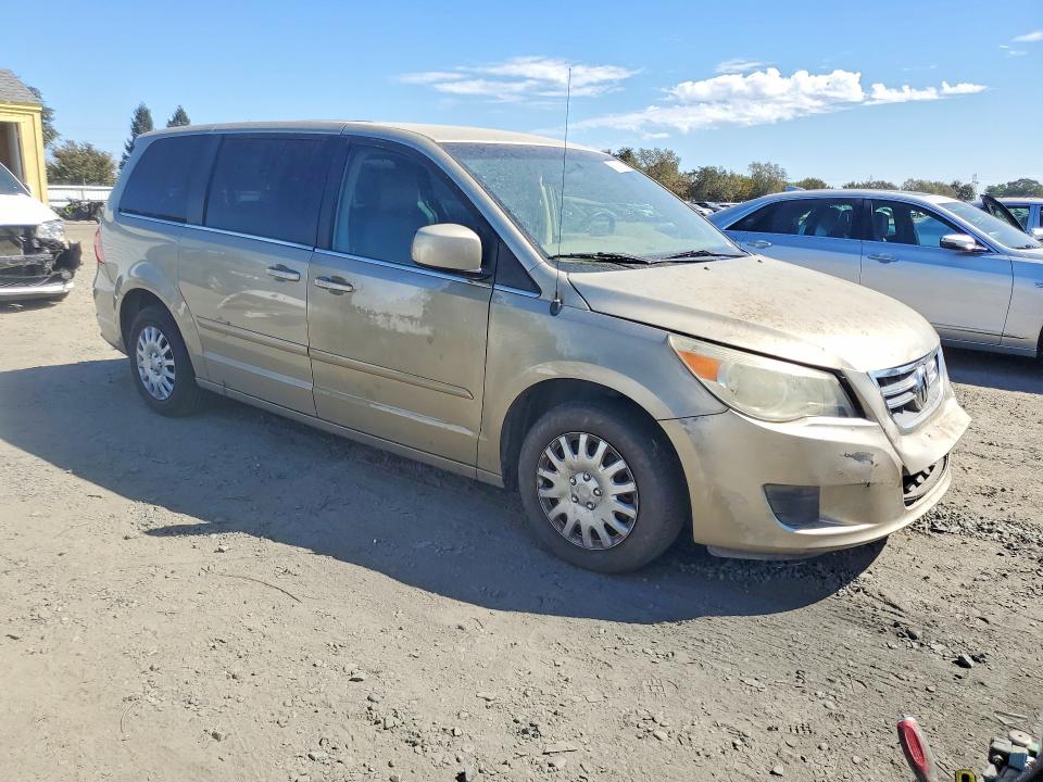 Продаж на аукціоні авто 2009 Volkswagen Routan, vin: 2V8HW34189R558885, номер лоту: 67939176