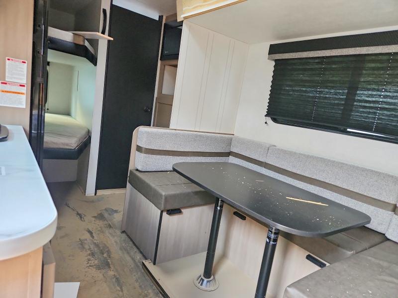 2027 Open Range Travel Trailer მანქანა იყიდება აუქციონზე, vin: 58TBM0AK8V1V83055, აუქციონის ნომერი: 69206136