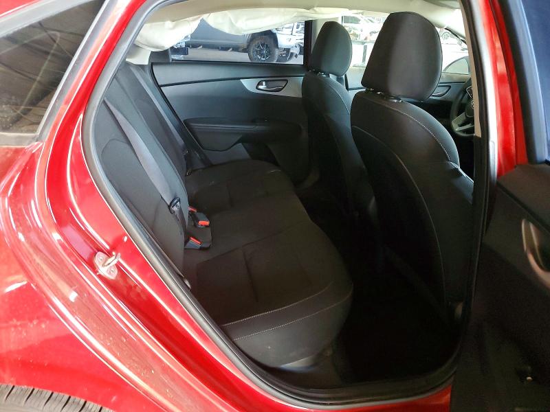67807896 :رقم المزاد ، 3KPF24AD5ME387249 vin ، 2021 Kia Forte مزاد بيع