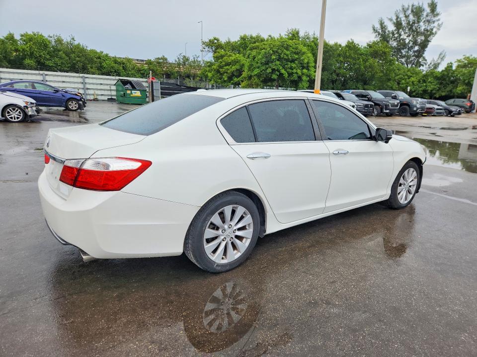 2013 Honda Accord მანქანა იყიდება აუქციონზე, vin: 1HGCR2F87DA013468, აუქციონის ნომერი: 69900676