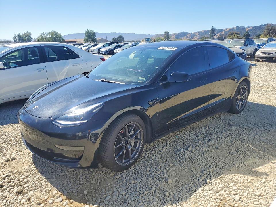 Auction sale of the 2021 Tesla Model 3, vin: 5YJ3E1EA1MF877707, lot number: 71046006