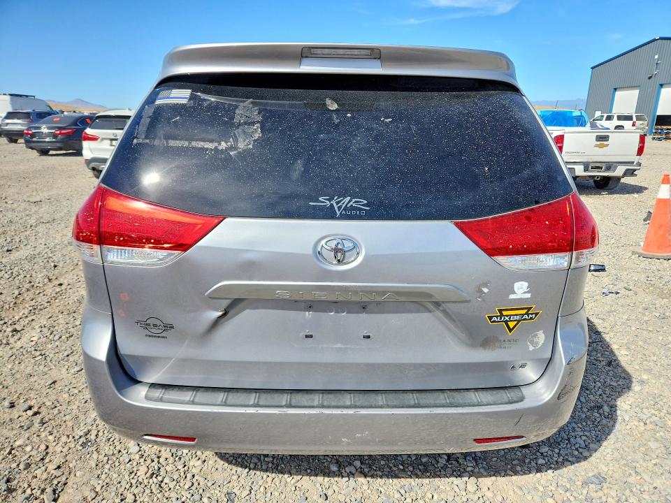 Auction sale of the 2012 Toyota Sienna, vin: 5TDKA3DC1CS015121        , lot number: 69089366